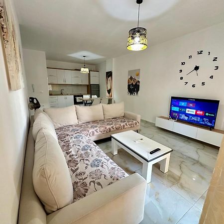 Kay Apartment Saranda Terraces Luaran gambar