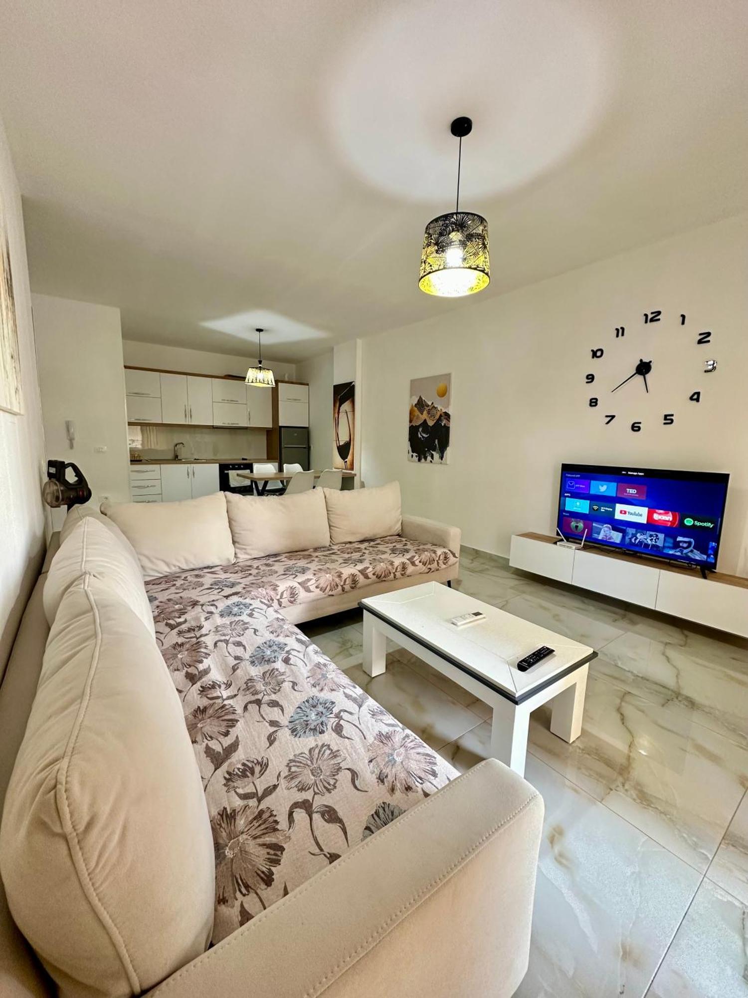 Kay Apartment Saranda Terraces Luaran gambar